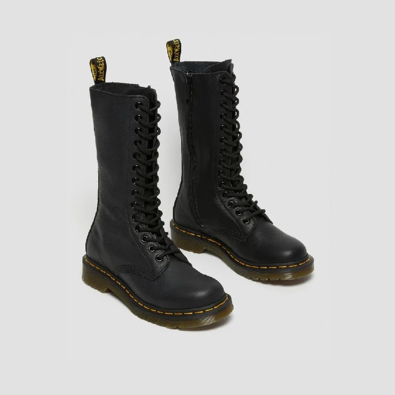 Dr. Martens 1B99 Women's Black Virginia