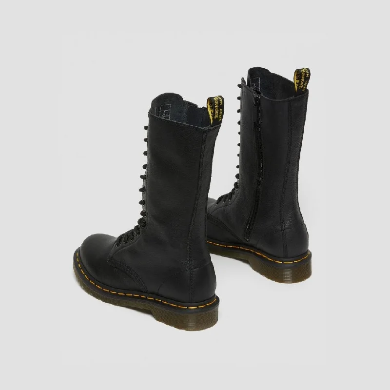 Dr. Martens 1B99 Women's Black Virginia