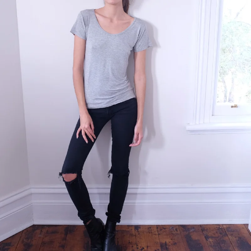 Basic V Neck Soft Tee